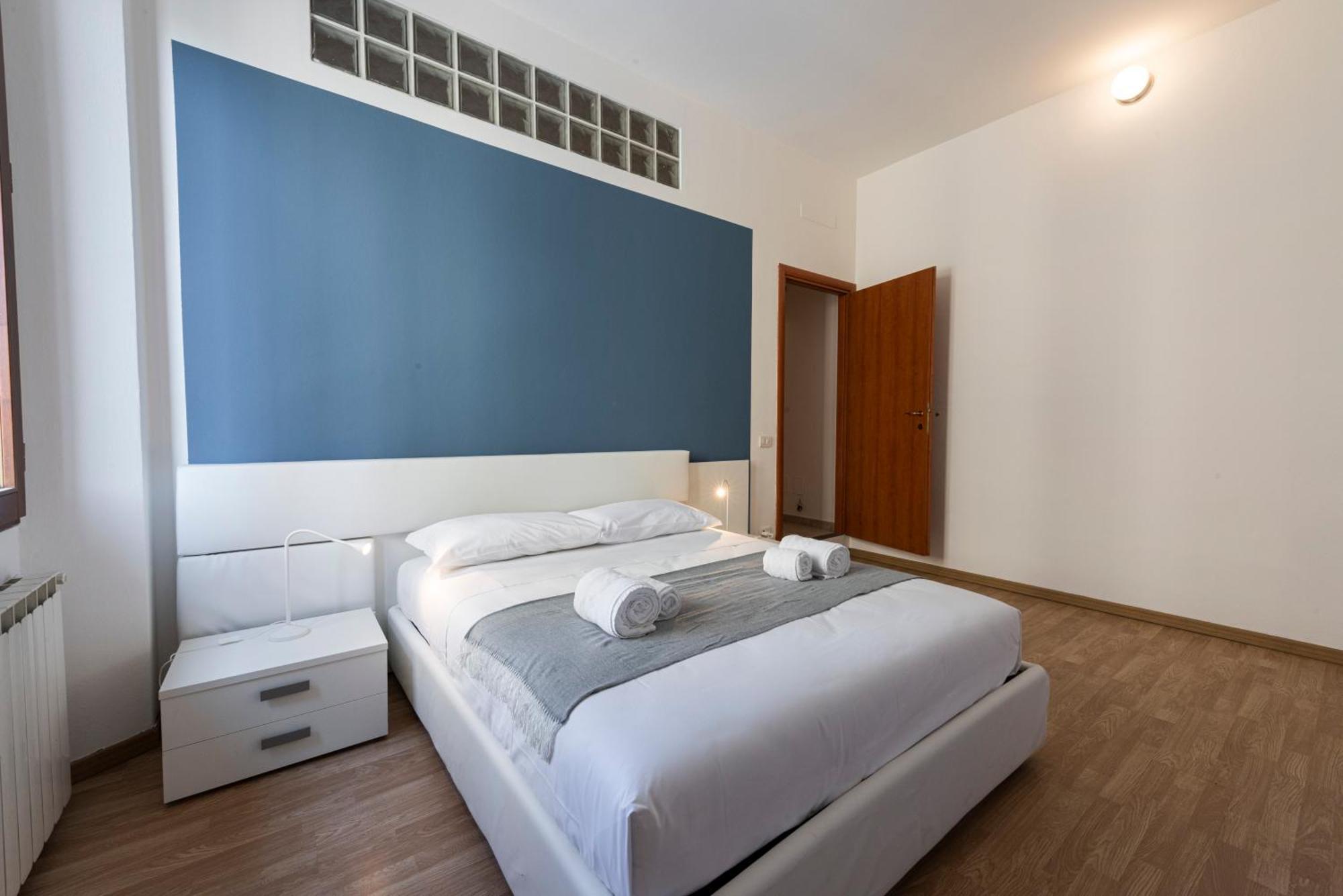 The Luxor Suites - Corsica Florence Exterior photo